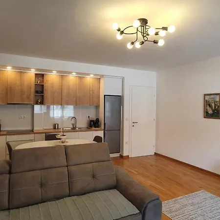 Appartement Nadia 3min From Old Bridge With Free Garage